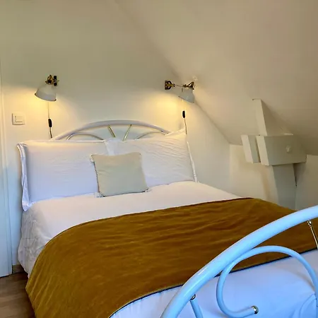 Le Clos Apartment